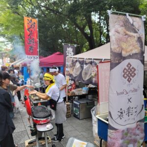 『Soar up 東大阪 』 9月29日【東大阪熱血取材】東大阪市枚岡神社で開催の「2024　河内おいしいもん市」に行ってきました。